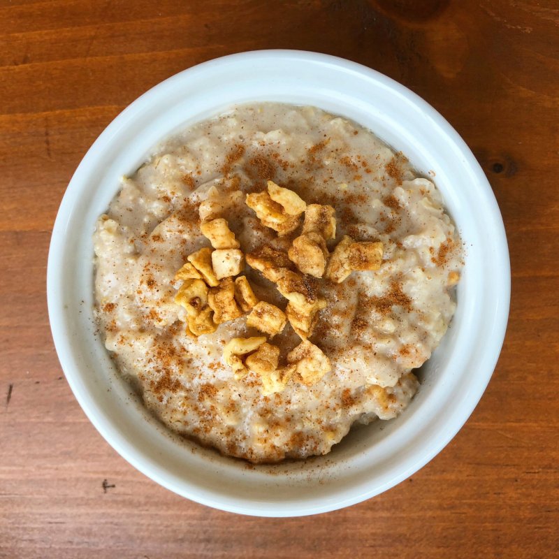 Apples and Spice Protein Oatmeal